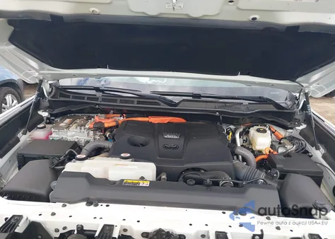 2023 Toyota Tundra Crewmax Limited/Crewmax Trd Pro from USA, damaged, VIN 5TFJC5DB8PX025377